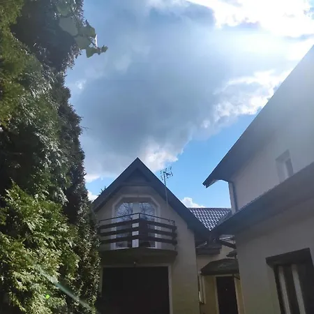 Dom Na Zaciszu * Warszawa