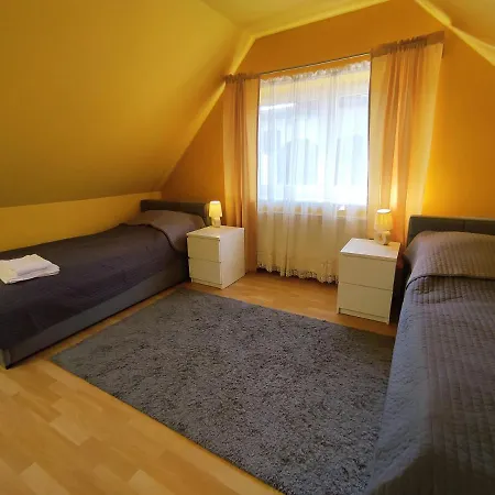 Dom Na Zaciszu Quarto em Acomodações Particulares *