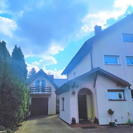 Dom Na Zaciszu Accommodatie bij particulieren Warschau